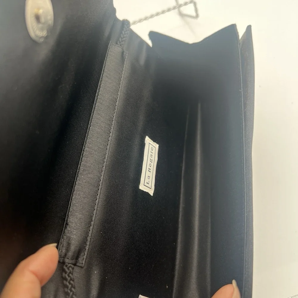 La Regale Black Ribbed Satin Polyester Evening‎ Purse